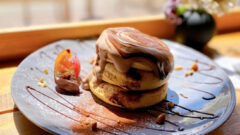 カフェ チョビチャ 小樽カフェでぐりとぐらのホットケーキを堪能 おにやんグルメ